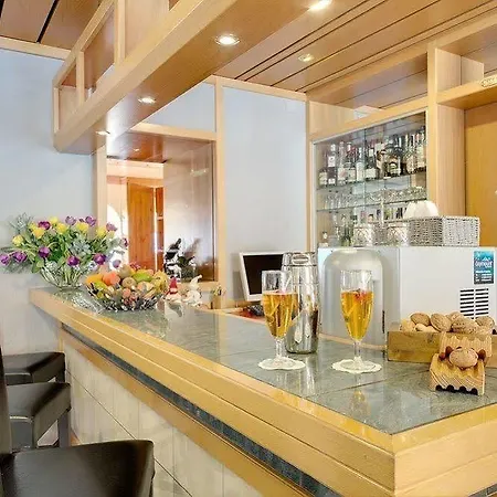 アデルドラド 3*