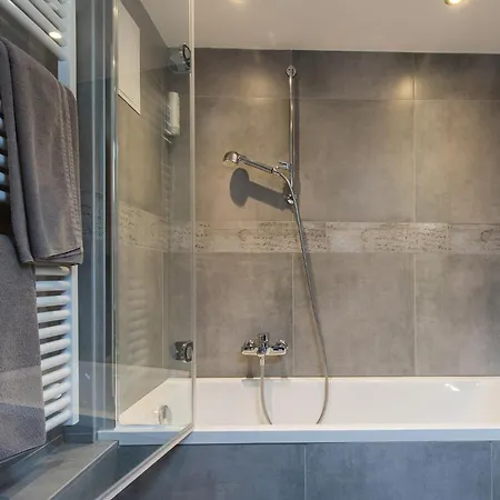 Ad'eldorado Szálloda