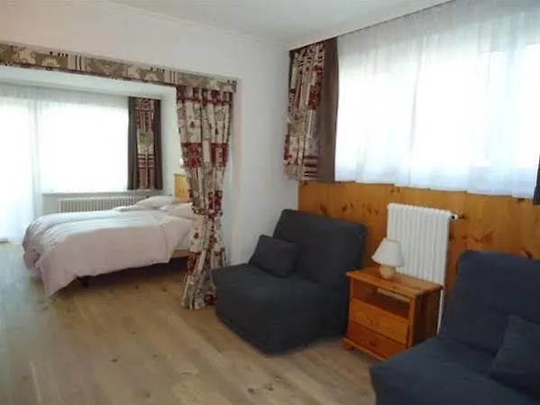 Ad'eldorado فندق