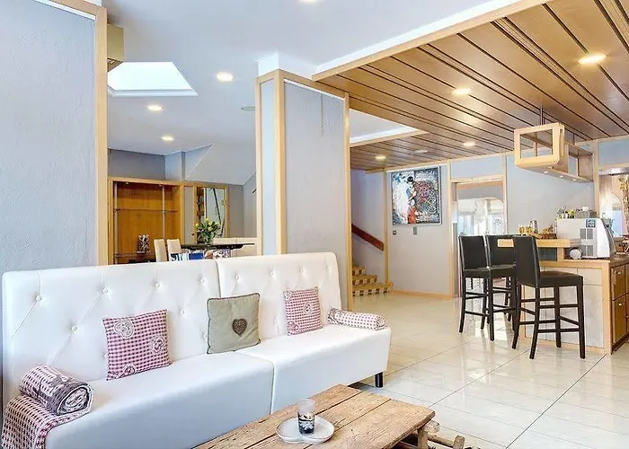 فندق Ad'eldorado كرانز مونتانا